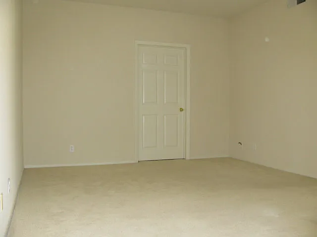 951 S 12th St #207 — Photo 13