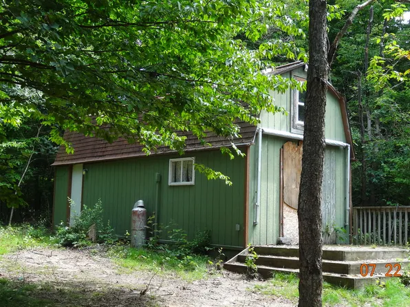 2662 W Three Mile Rd, White Cloud, MI 49349