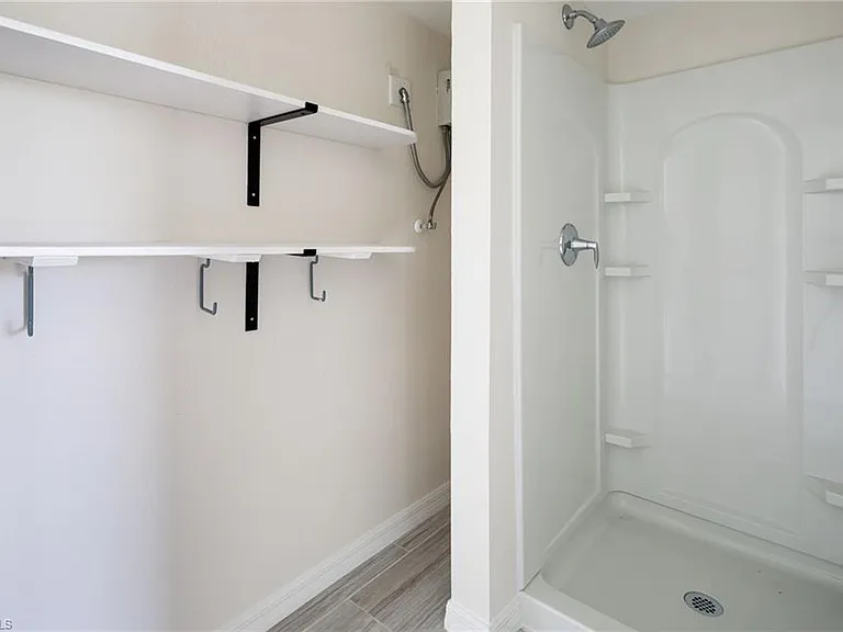 10475 Gulf Shore Dr #115 — Photo 29