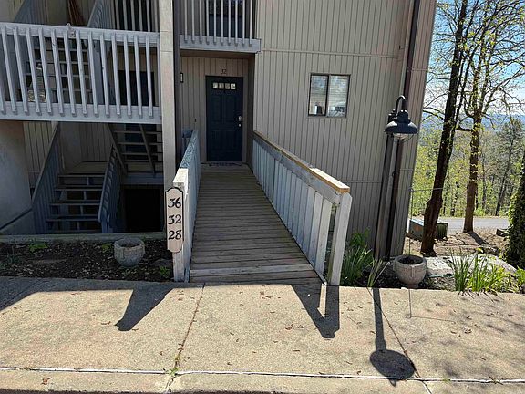 2nd image of 125 Chelsea Dr #28-328