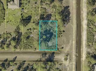 2902 36th St W, Lehigh Acres, FL 33971