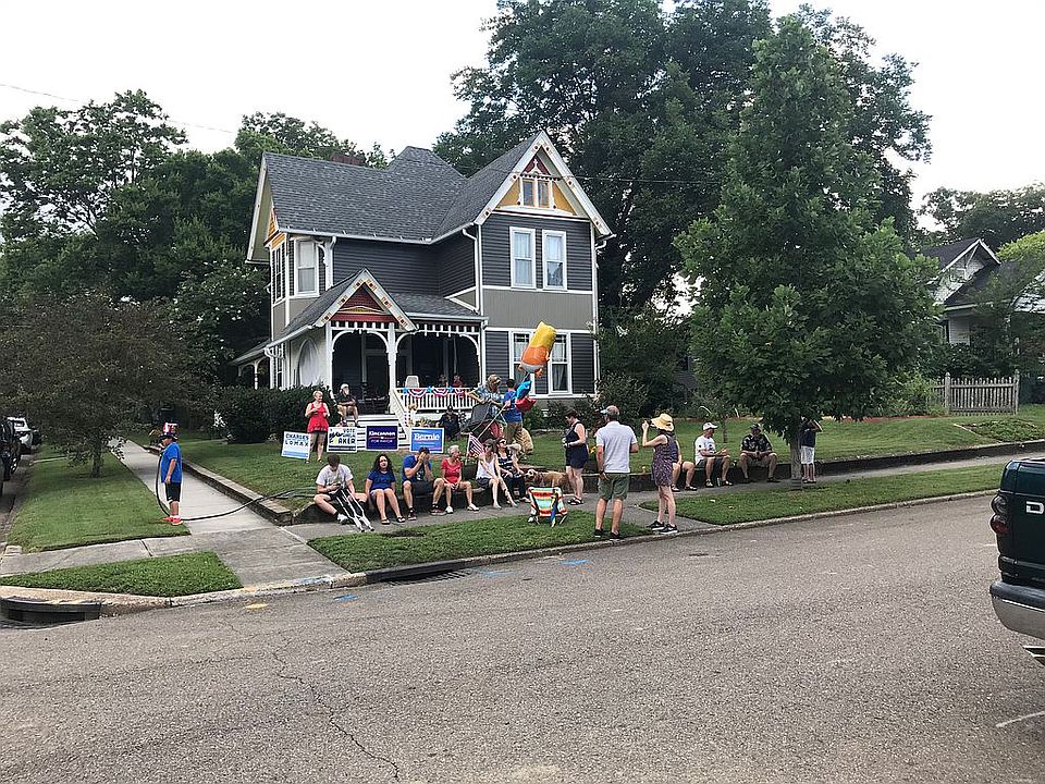 Great Neighbors!