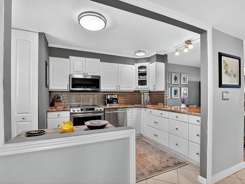 1st image of 1537 E Hillsboro Boulevard #138