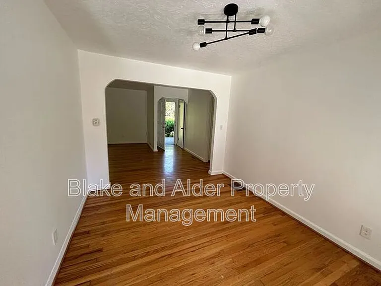 198 NE 157th Ave — Photo 16