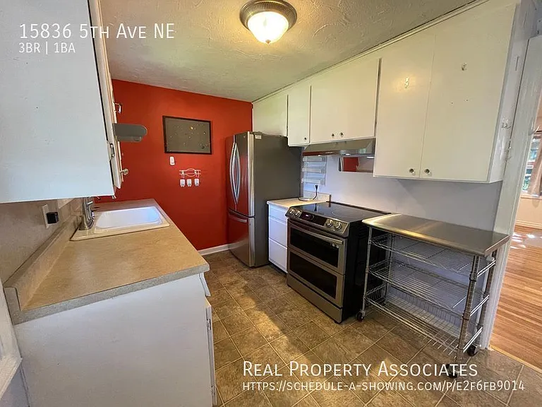 15836 5th Ave NE — Photo 3