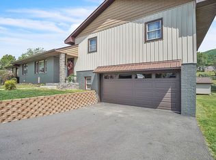 103 Sunset St, Narrows, VA 24124