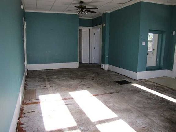 4th image of 415 Wisconsin Ave