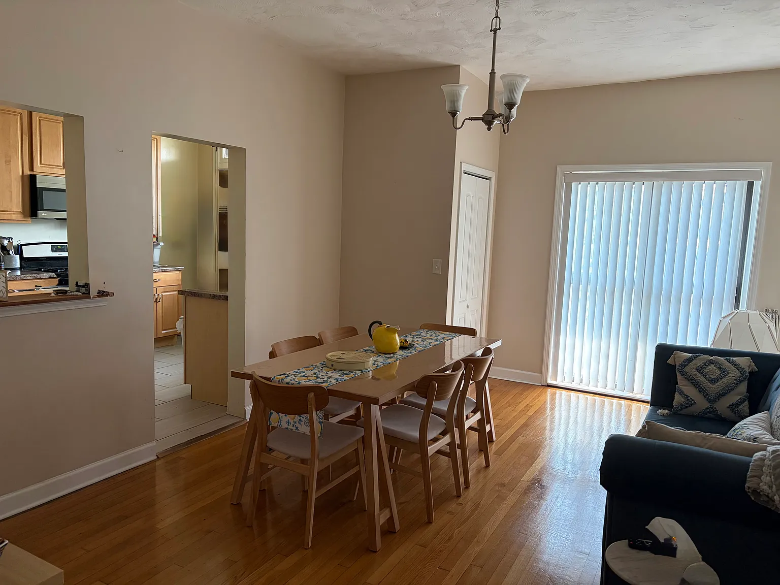 4 bed, $2,950 — Photo 3