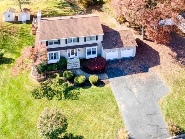 12 Renault Rd, West Milford Twp., NJ 07480