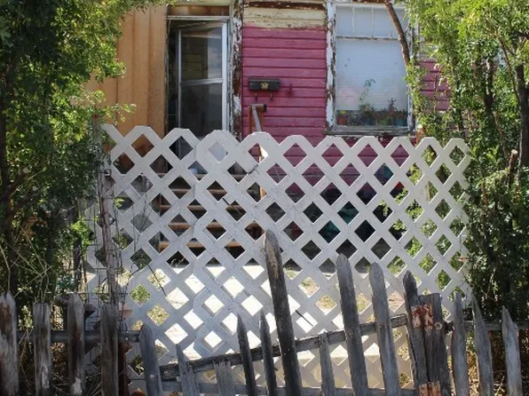 8 Chestnut St, Anaconda, MT 59711