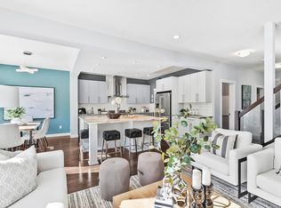 3721 Parker Ct SW, Edmonton, AB T6W3A8