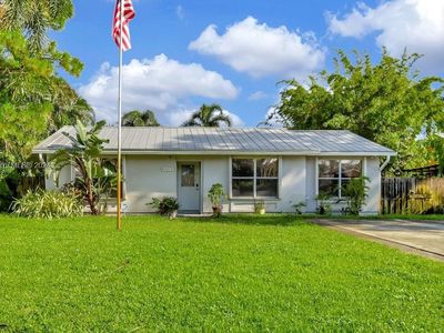 5277 Pine Tree Dr, Delray Beach, FL, 33484