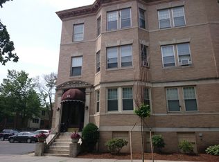48 Dwight St APT 1, Brookline, MA 02446