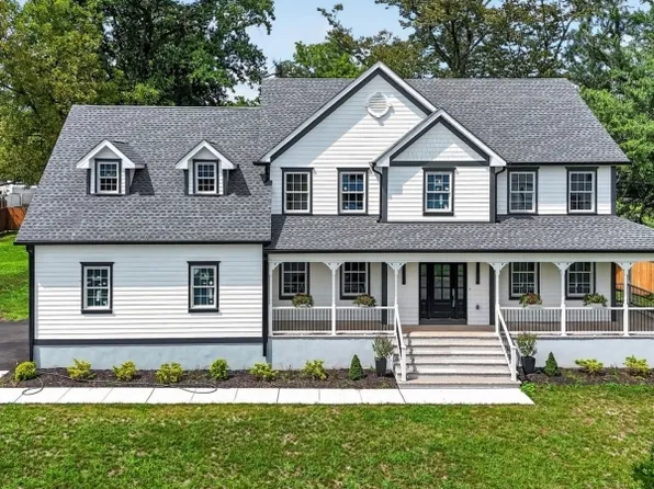 105 Woodfern Rd, Branchburg Twp., NJ 08853