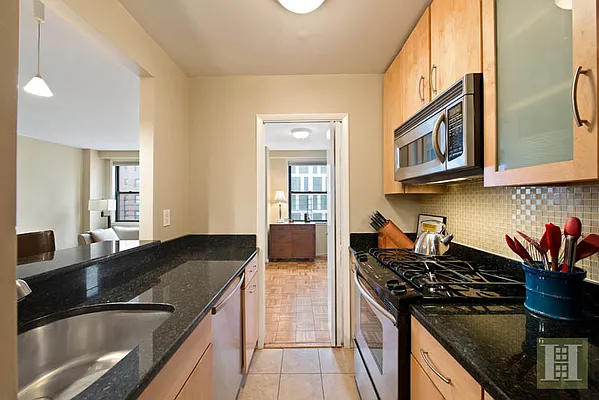 Sold by Halstead Real Estate | media 2