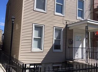 422 13th St #1, Union City, NJ 07087