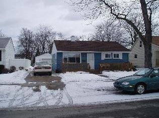 1136 Maple Ave, Monroe, MI 48162