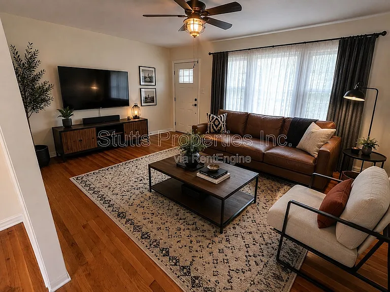 104 Camellia Dr — Photo 2