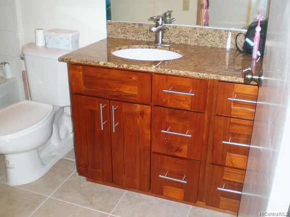 2nd image of 909 Ala Lilikoi St APT 508