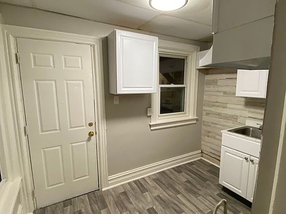 4th image of 917 W Tilghman St APT 3
