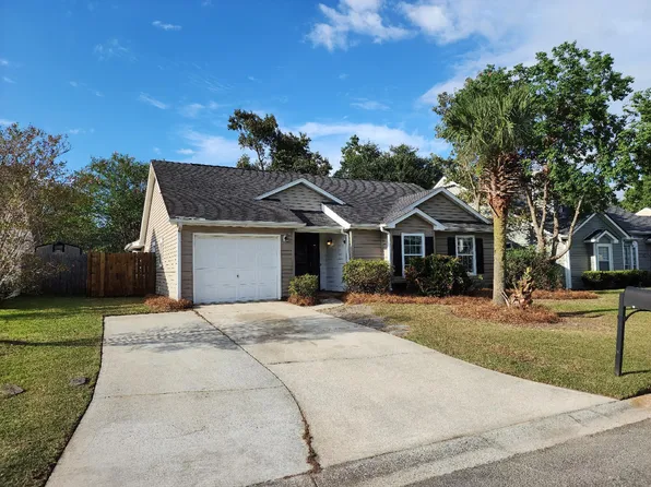 120 Persimmon Cir, Goose Creek, SC 29445