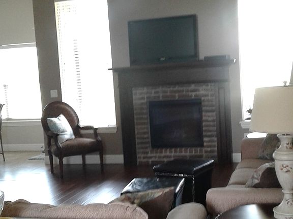 5th image of 5058 NE Viking Ln