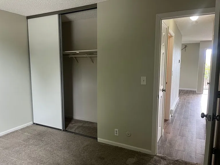 526 California Ave #2 — Photo 6