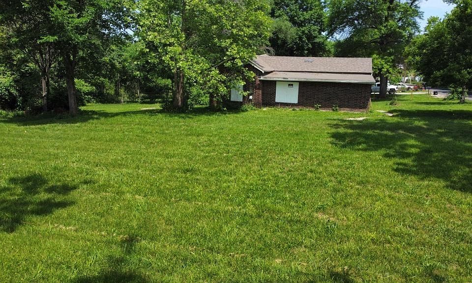 2nd image of 6612 Manchester Ave
