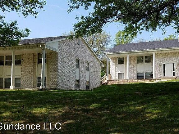 2nd image of 1910 Casady Dr #4