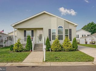 2013 Ocean Pkwy, Williamstown, NJ 08094