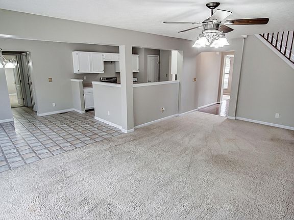 4th image of 11011 Union Bluffs Dr