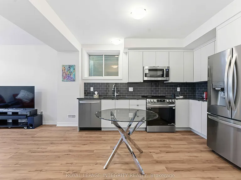 625 Paakanaak Ave #B — Photo 8
