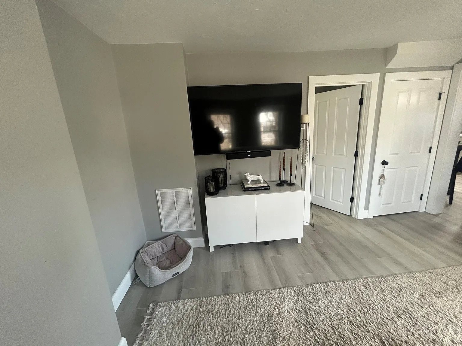 2 bed, 960 sqft, $3,000 — Photo 4