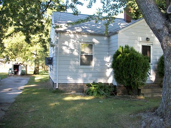 2nd image of 816 Allen Dr