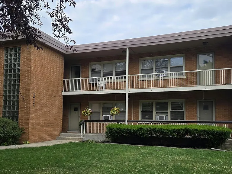 1437 N Homestead Rd #8 — Photo 1