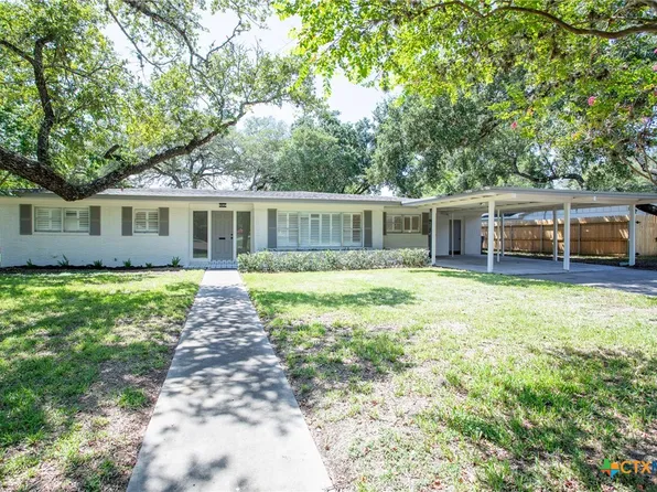 2901 Bluebonnet St, Victoria, TX 77901
