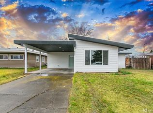 827 S Fairbanks Dr, Moses Lake, WA 98837