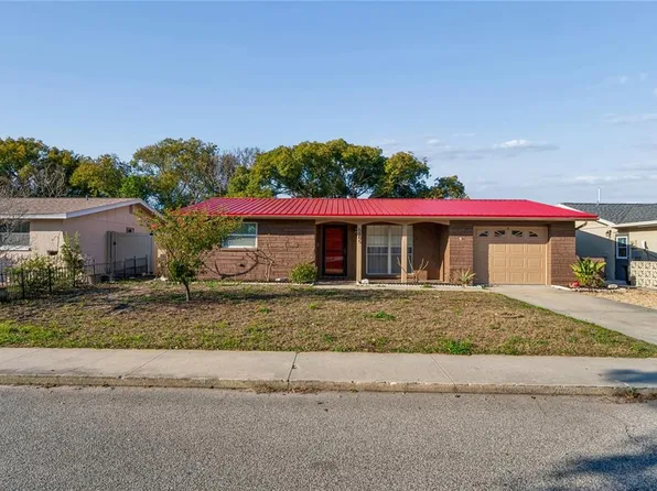 6805 Alta Vista St, Port Richey, FL 34668
