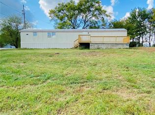 12295 Pleasant Heights Dr, Festus, MO 63028