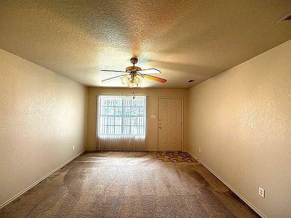 3rd image of 5208 Lauren Lea Dr Unit B
