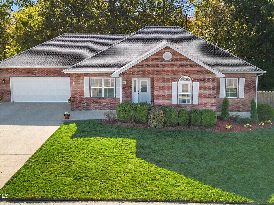 1st image of 208 Renee Dr