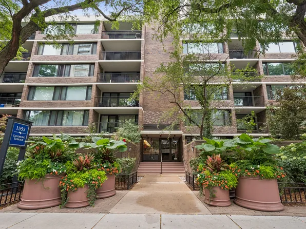 1555 N Sandburg Ter APT 512K, Chicago, IL 60610