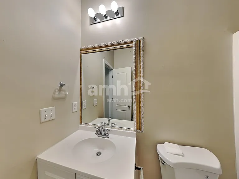 5232 Lexmark Cir — Photo 24