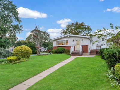 423 Westview Ave, Deer Park, NY, 11729
