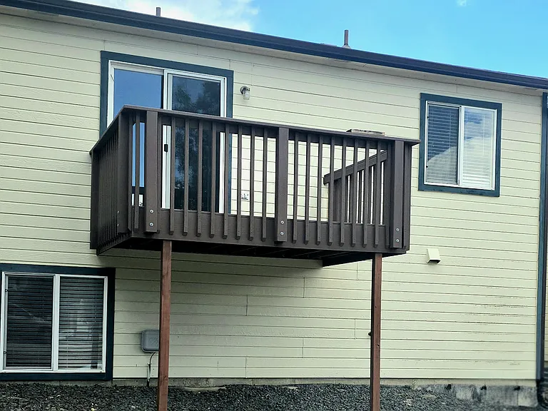 Back of townhome