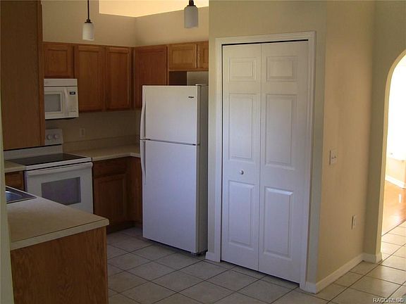 4th image of 3919 W Galleon St