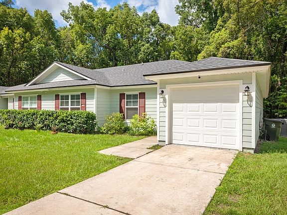 2nd image of 613 Washington Ln #2