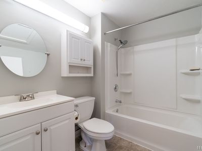 94-530 Lumiauau St #D202, Waipahu, HI, 96797