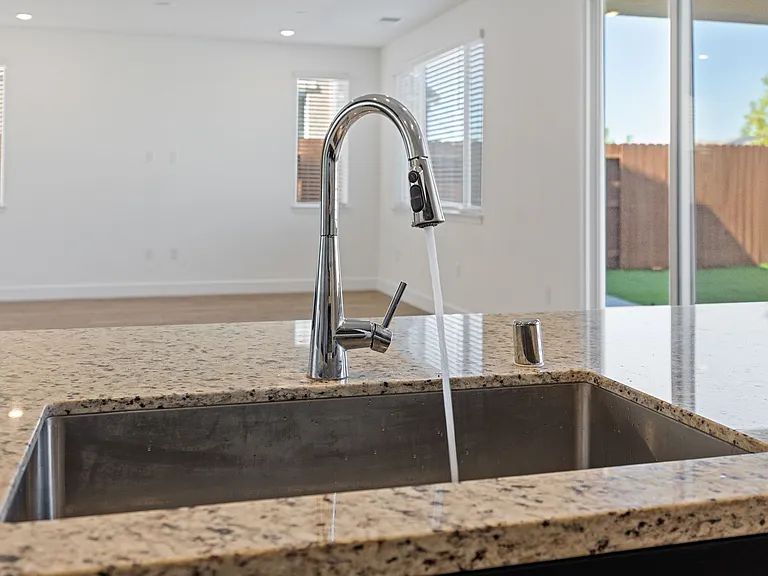 1072 Caraballo Dr — Photo 14