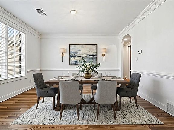 4th image of 1581 Brackenshire Ln